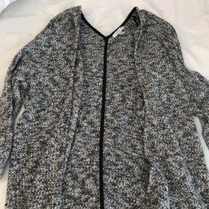 slouchy american eagle cardigan